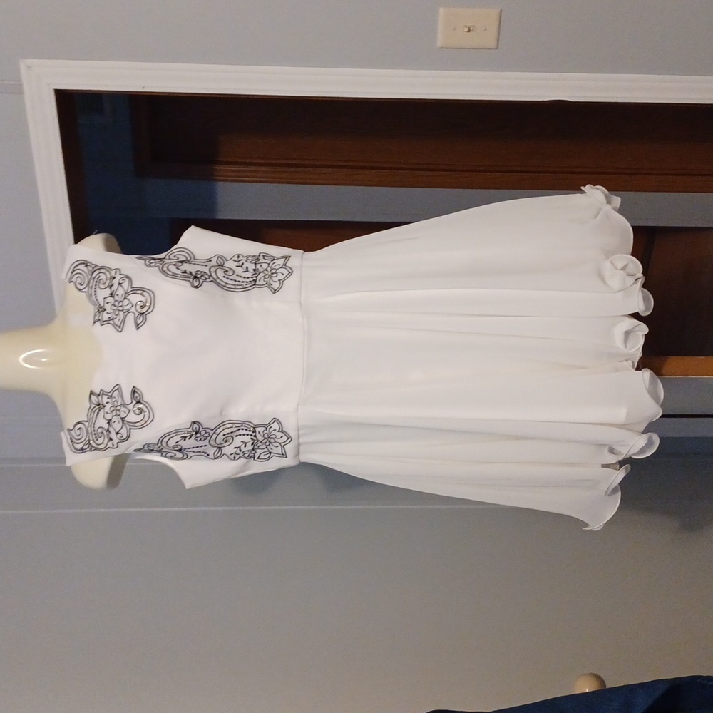 Beautiful ChiChi London dress
